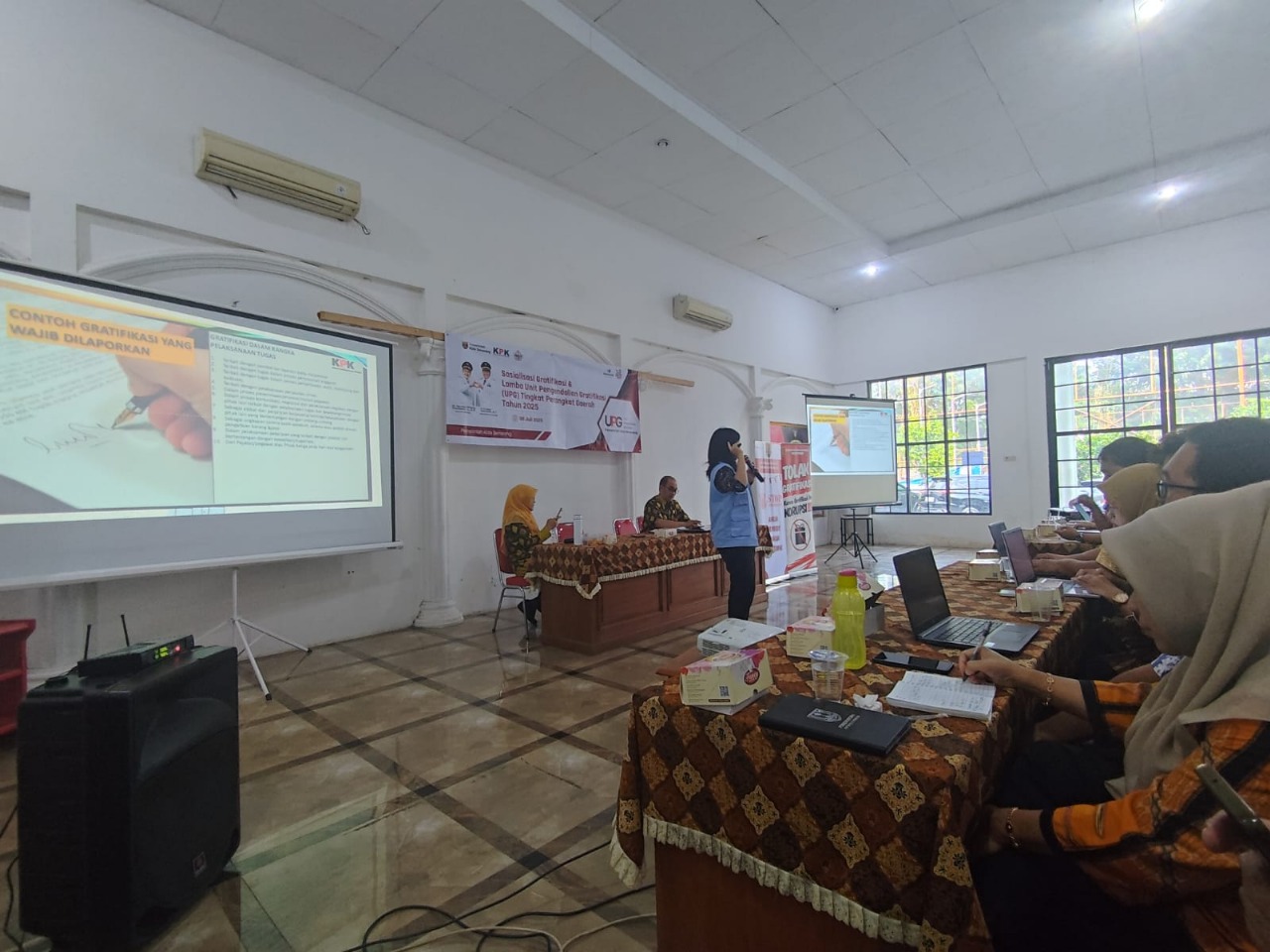Sosialisasi Gratifikasi dan Lomba Unit Pengendalian Gratifikasi (UPG) di Kecamatan Semarang Tengah